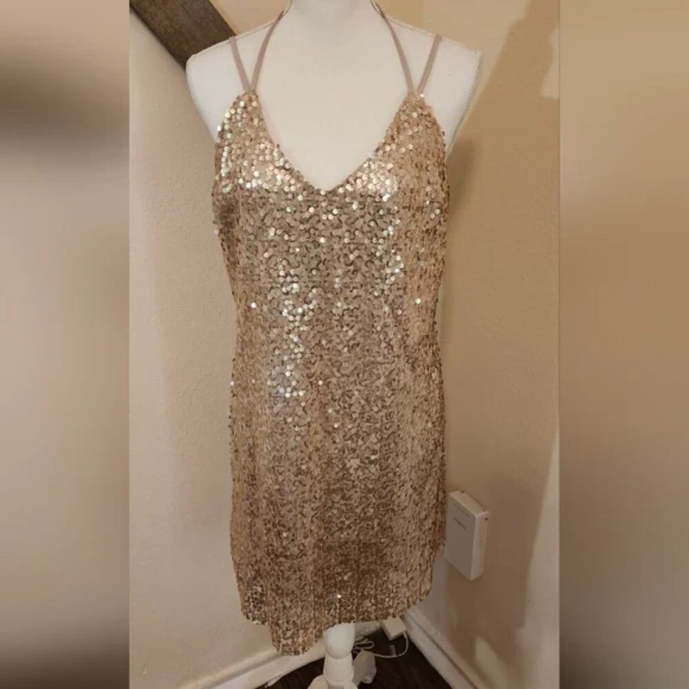 ✨ Xhilaration Gold Sequin Strappy Dress – Size Medium ✨